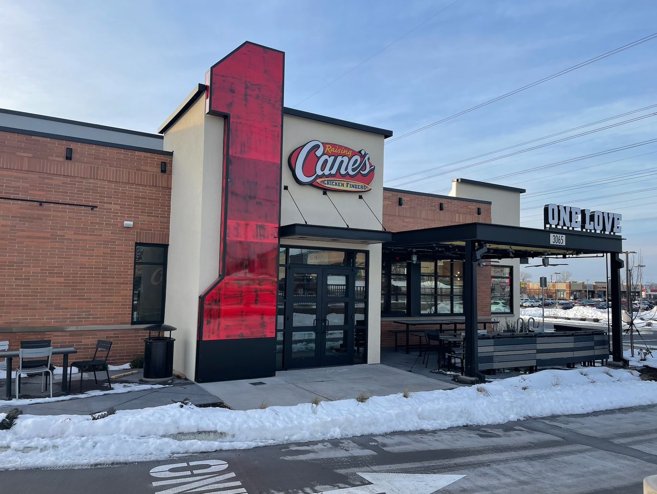 Raising Cane's Chicken Fingers: 3065 White Bear Ave N, Maplewood, MN 55109